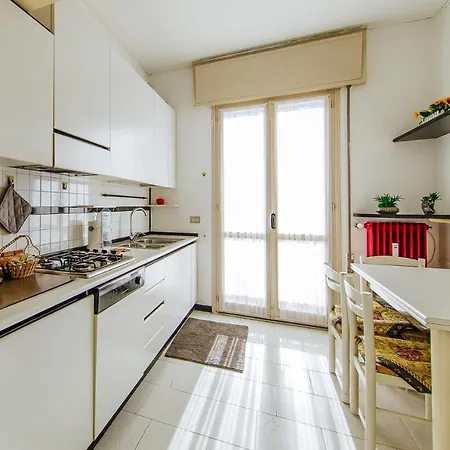Panoramic Red House Near Padova * Сельваццано-Дентро